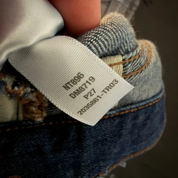 Madewell Petite Darted Barrel-Leg Jeans Softdrape Edition Medium Wash Size 27 P - Picture 12 of 12